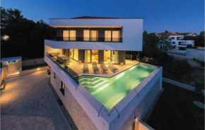 Stunning Home In Biograd Na Moru With Sauna